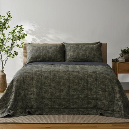 French Linen Quilt & Sham Set