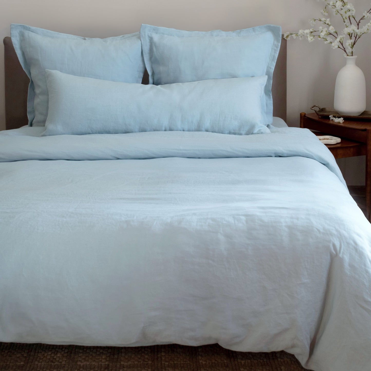 26" x 26" French Linen Euro Pillow with Flange