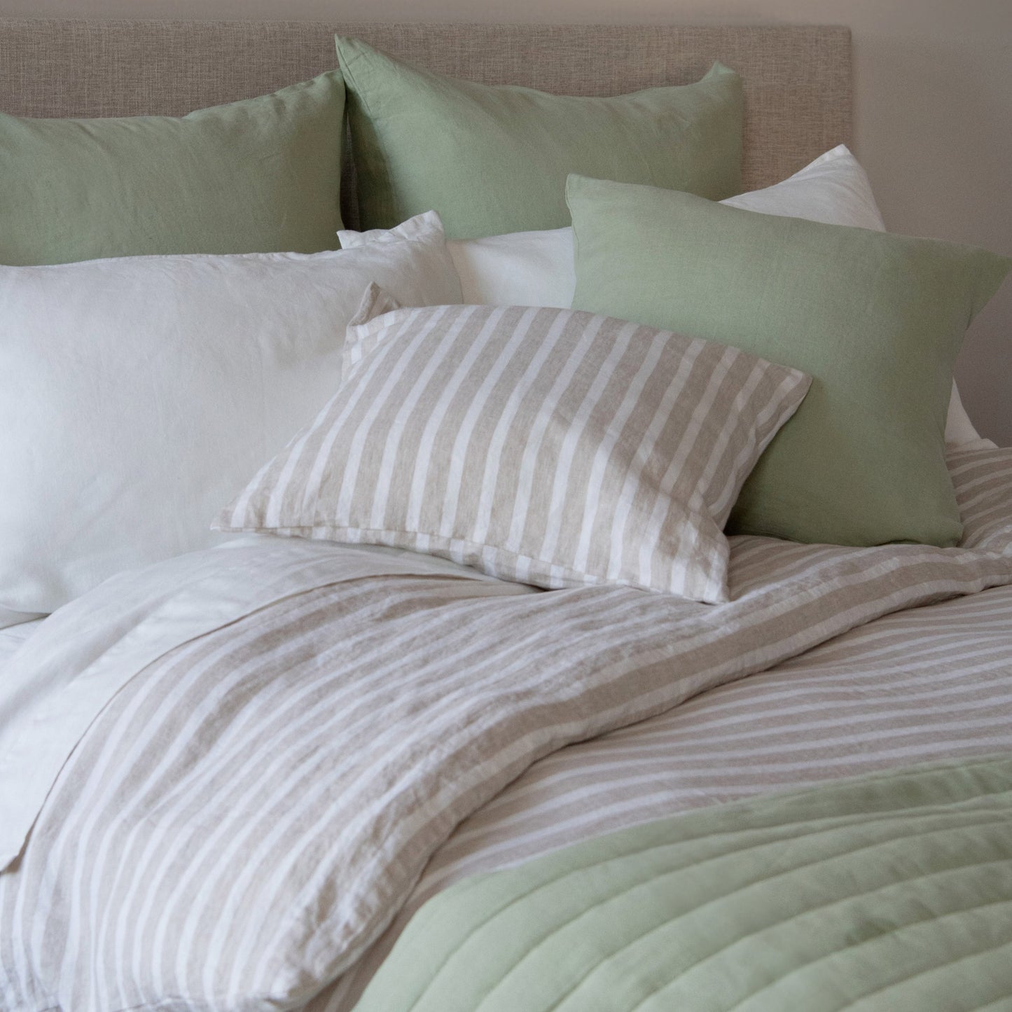 20" x 20" French Linen Pillow with Removable Sham